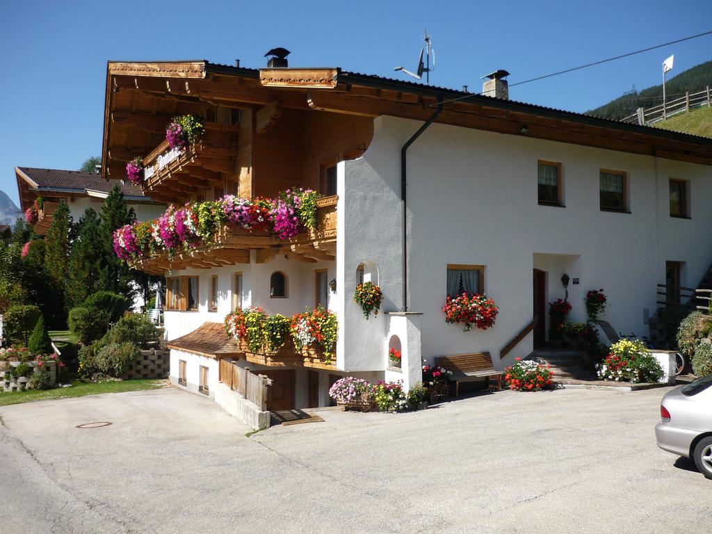 Haus Romantik Герлос Екстериор снимка